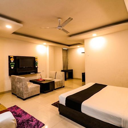 Hotel Olive Zone Near Delhi Airport Nueva Delhi Exterior foto