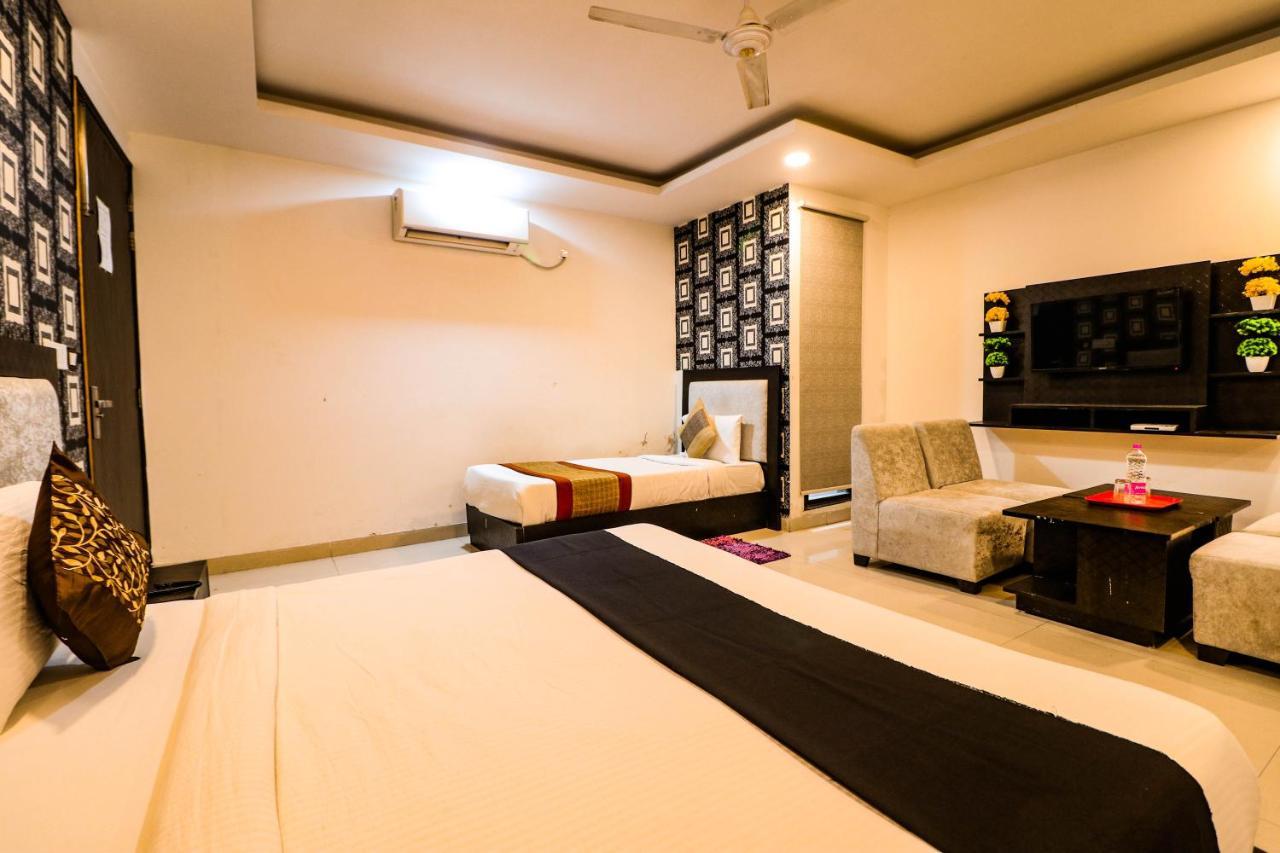 Hotel Olive Zone Near Delhi Airport Nueva Delhi Exterior foto