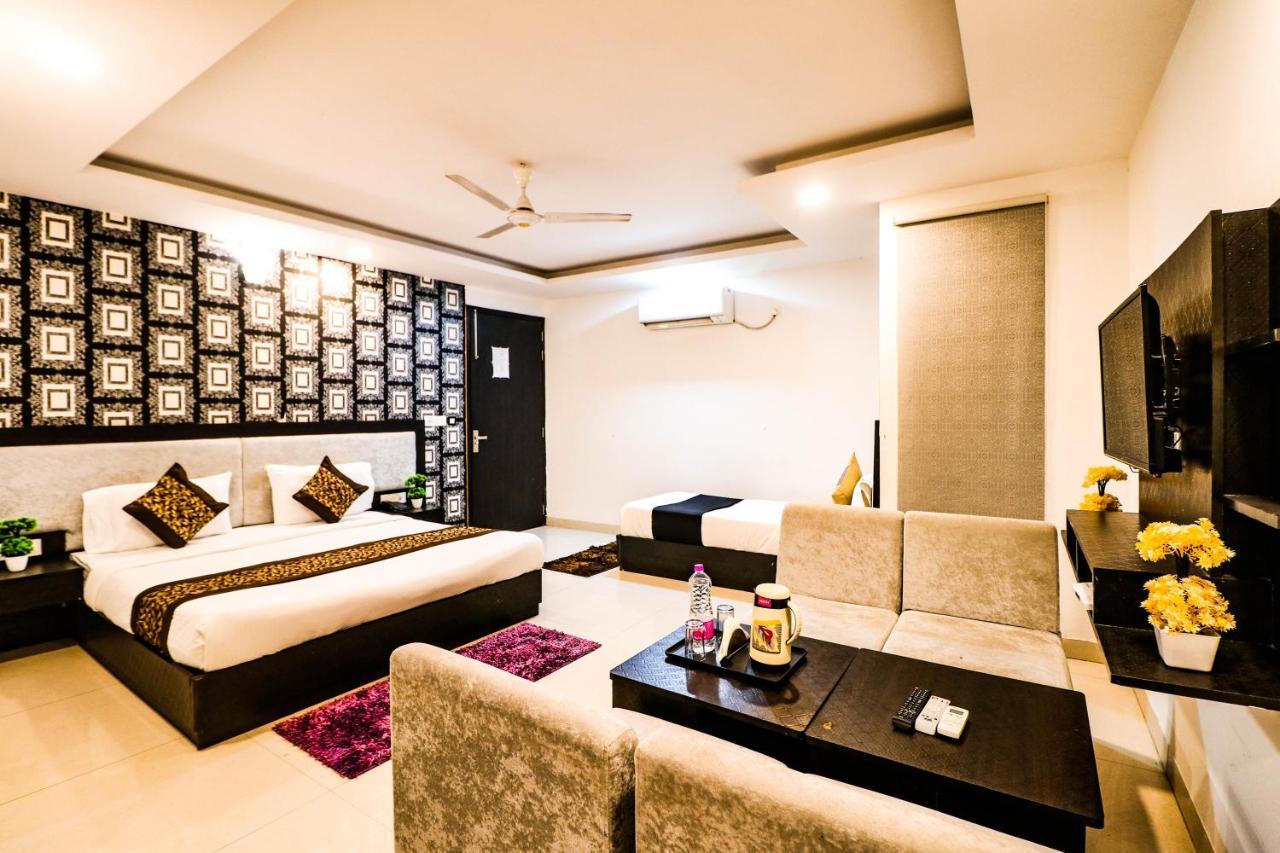 Hotel Olive Zone Near Delhi Airport Nueva Delhi Exterior foto