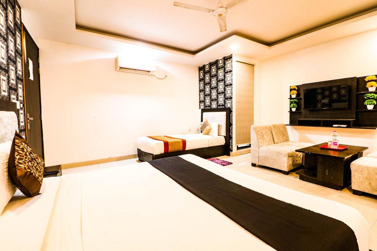 Hotel Olive Zone Near Delhi Airport Nueva Delhi Exterior foto